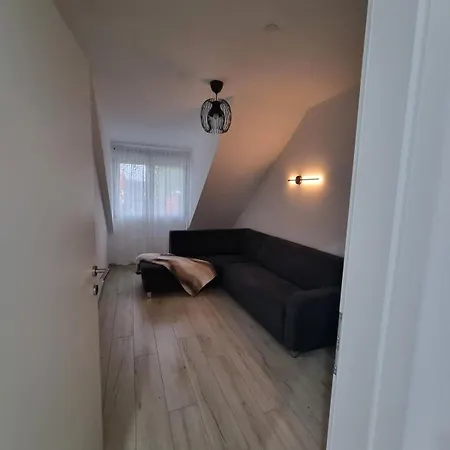 Дом отдыха Haus Mit Garten Und Parkplaetzen Грац